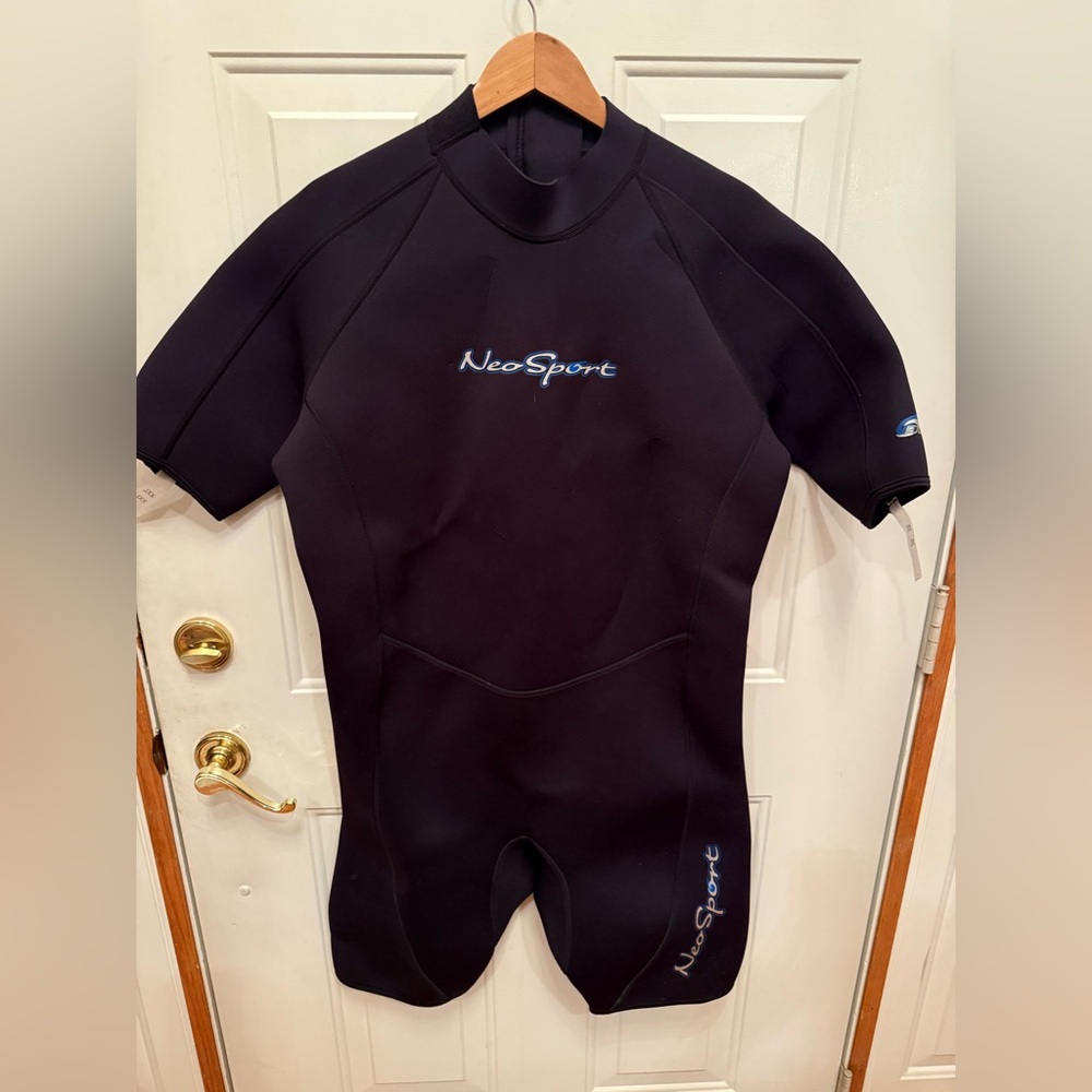 NWT NeoSport Wetsuit Short Zip Back - Black - XXL Vacation Scuba Snorkeling